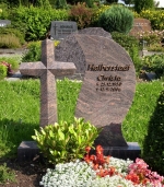 D-Steinkreuz +Stele